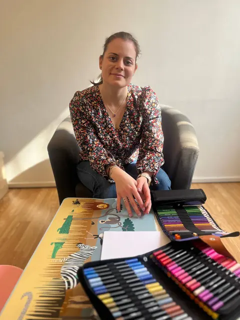 Daniela Vecchi durante un'attività professionale